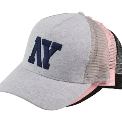 Caps