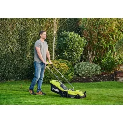 Gressklipper og gresstrimmer